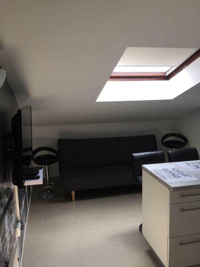 Blue Moon Apartments Rijeka Ngoại thất bức ảnh